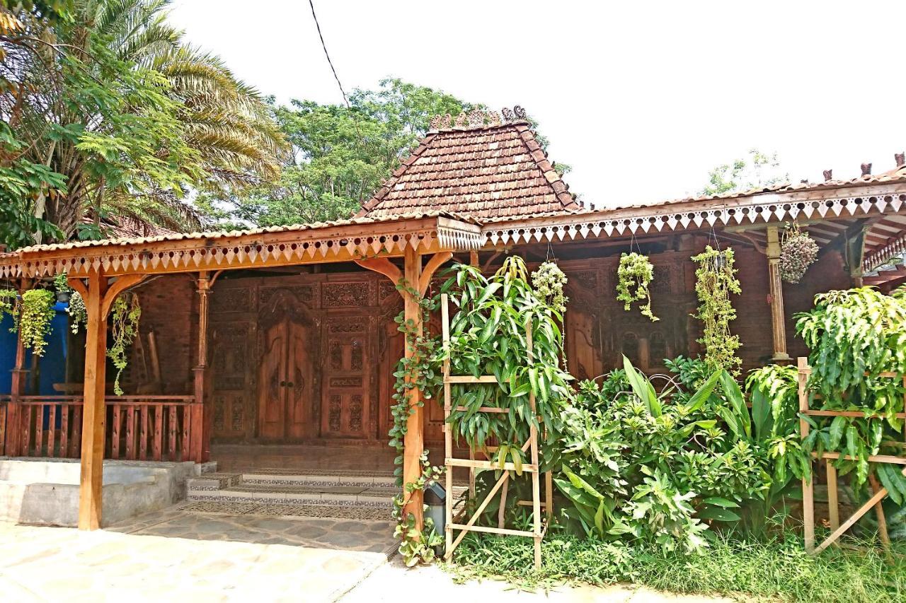 Spot On 2761 Pondok Kartini Jepara Buitenkant foto